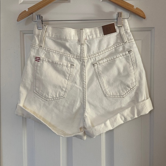 BDG White Roll Hem Denim Mom high rise Shorts size 25 - Picture 4 of 5